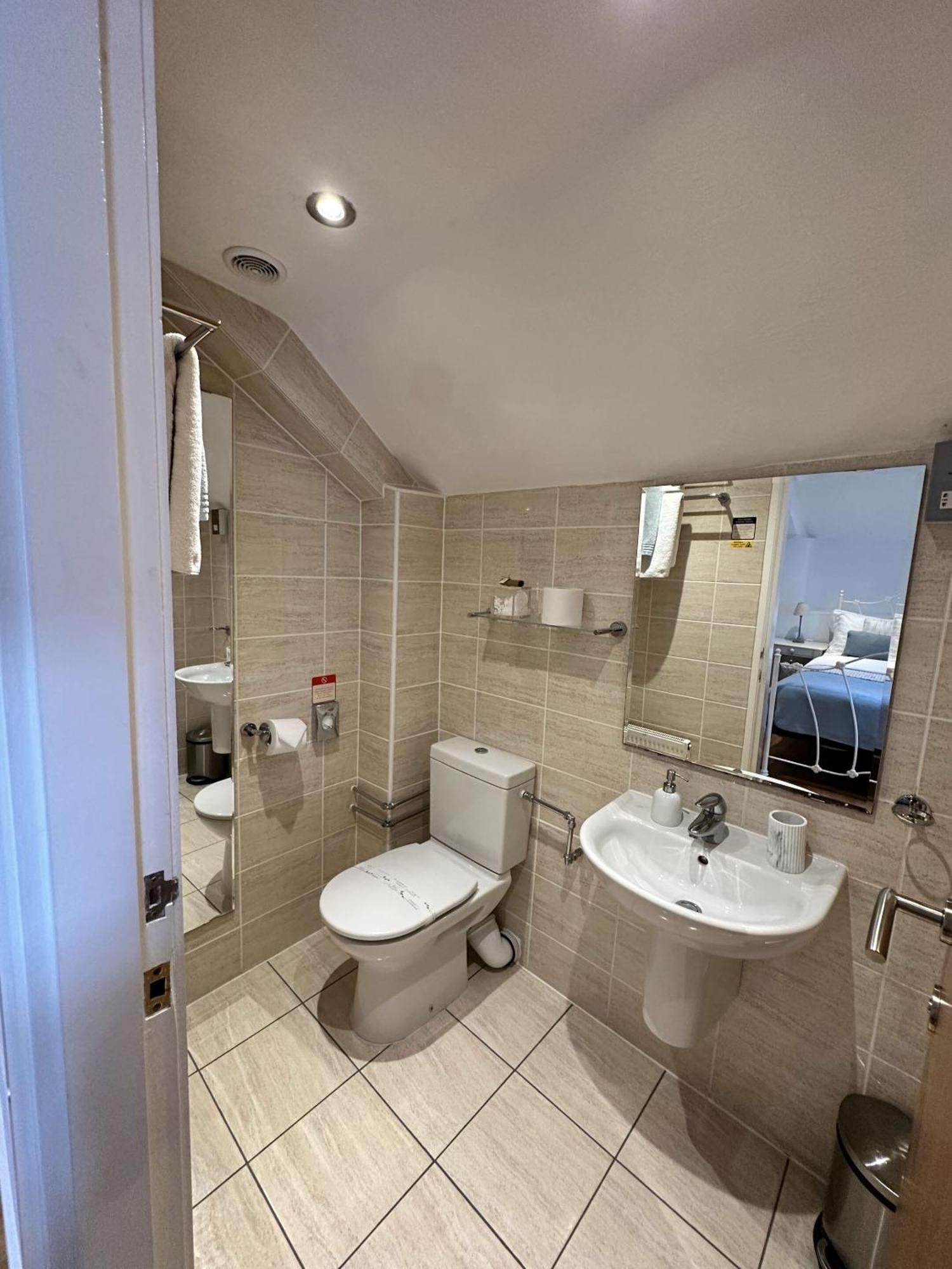 Bath House Hotel Chard Rum bild